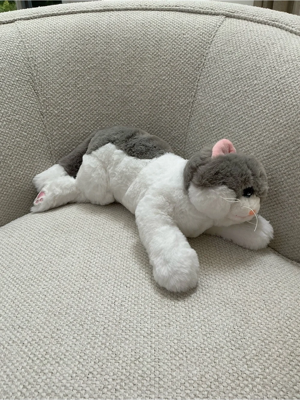 LITTLE CUCU Gray & White Cat Plush Stuffed Animal